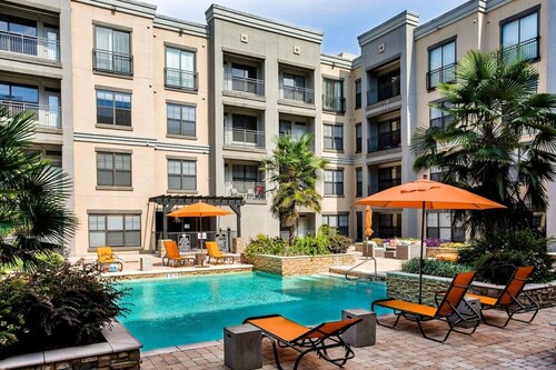 Sleepover | Sleek 1BD/1BA + Pool - Little Rock