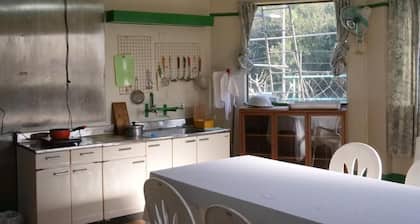 Kobe Guesthouse - Hostel