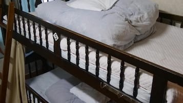 Twin Room | Free WiFi, bed sheets