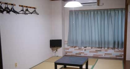 Kobe Guesthouse - Hostel