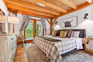 3 bedrooms, iron/ironing board, free WiFi, bed sheets - Great Aspen Getaway | Luxury, Pet-Friendly Home with Game Room & Fire Pit! (Black Mountain)