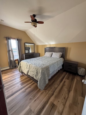 2 bedrooms, iron/ironing board, travel crib, free WiFi