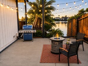 Terrace/patio - Stunning Views Beautiful Lakehouse (Discovery Bay)