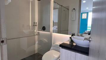 Hair dryer, towels