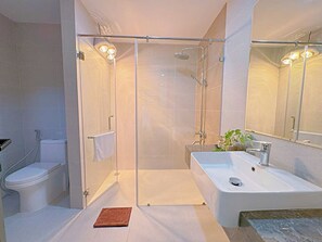 Bathroom - ARIES HOUSE SAPA PROVINE, Apartment in the clouds (Sa Pa)