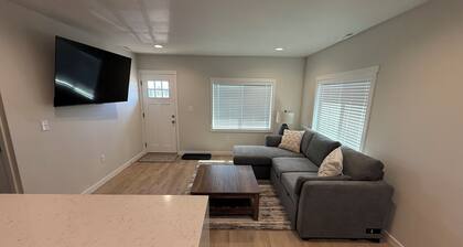 Adorable 2-bedroom furnished building with AC in Moses Lake