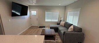 Adorable 2-bedroom furnished building with AC in Moses Lake