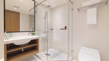 Superior Balcony | Bathroom | Towels