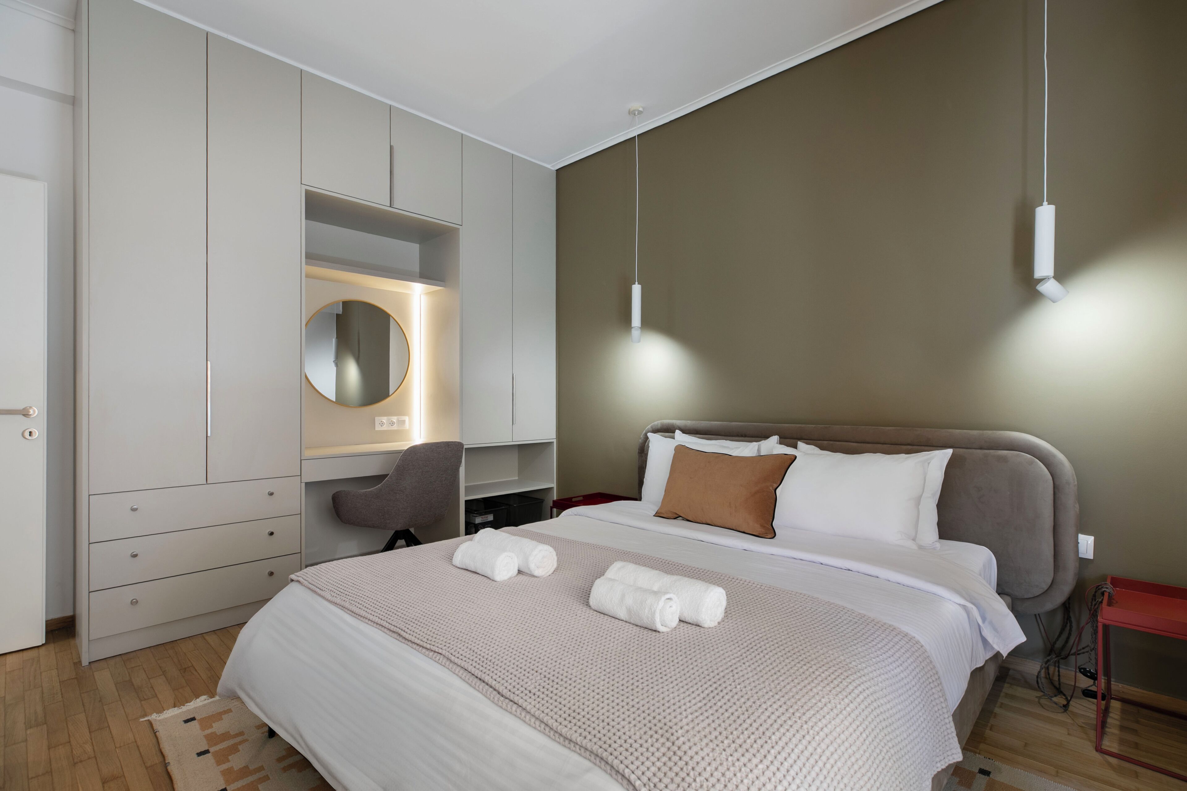 Egyptian cotton sheets, premium bedding, individually decorated
