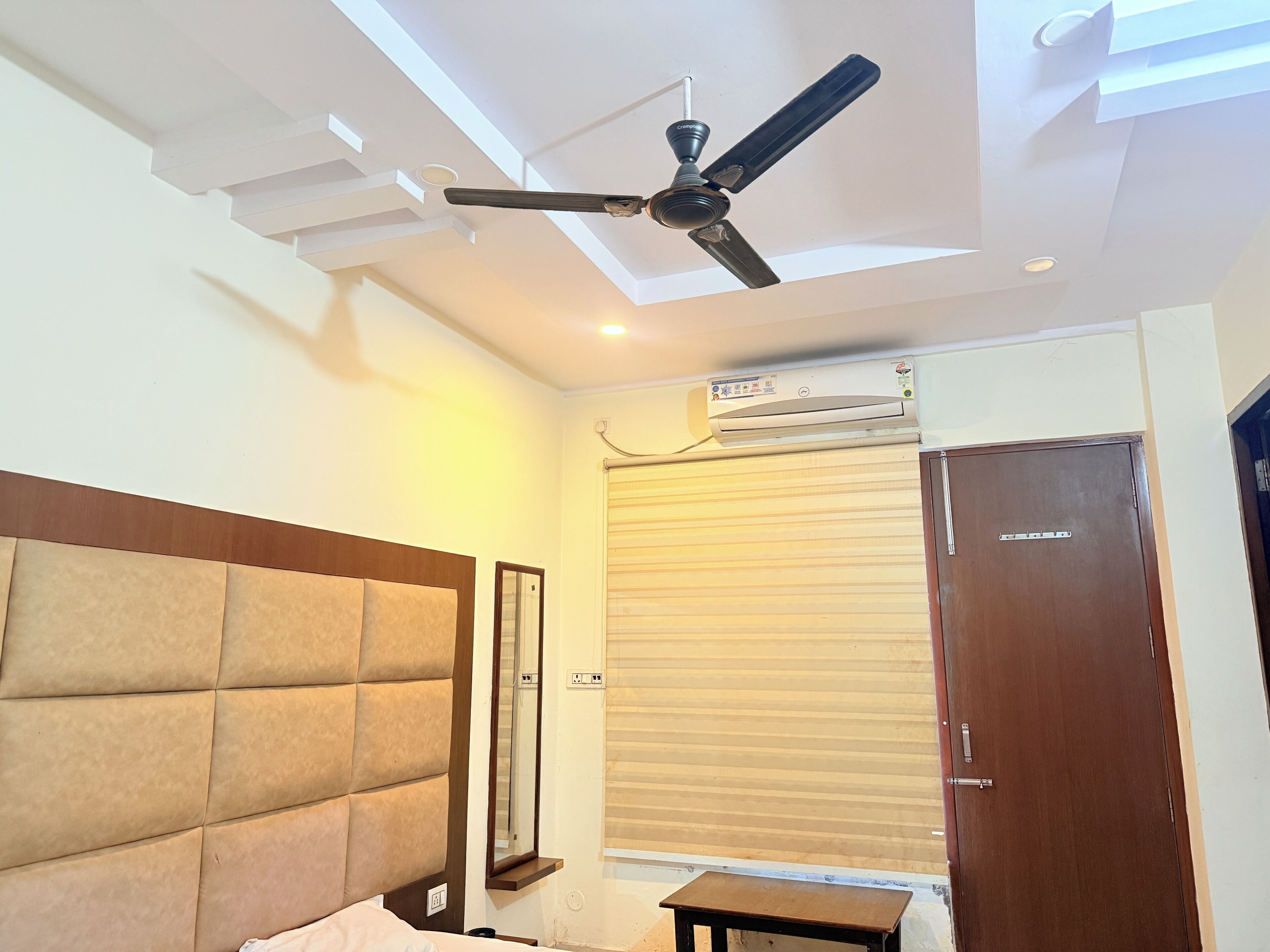 Deluxe Double or Twin Room | Bed sheets