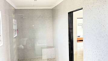 House, 2 Bedrooms | Bathroom