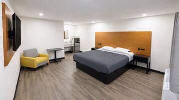 Deluxe Room, 1 King Bed | Free WiFi