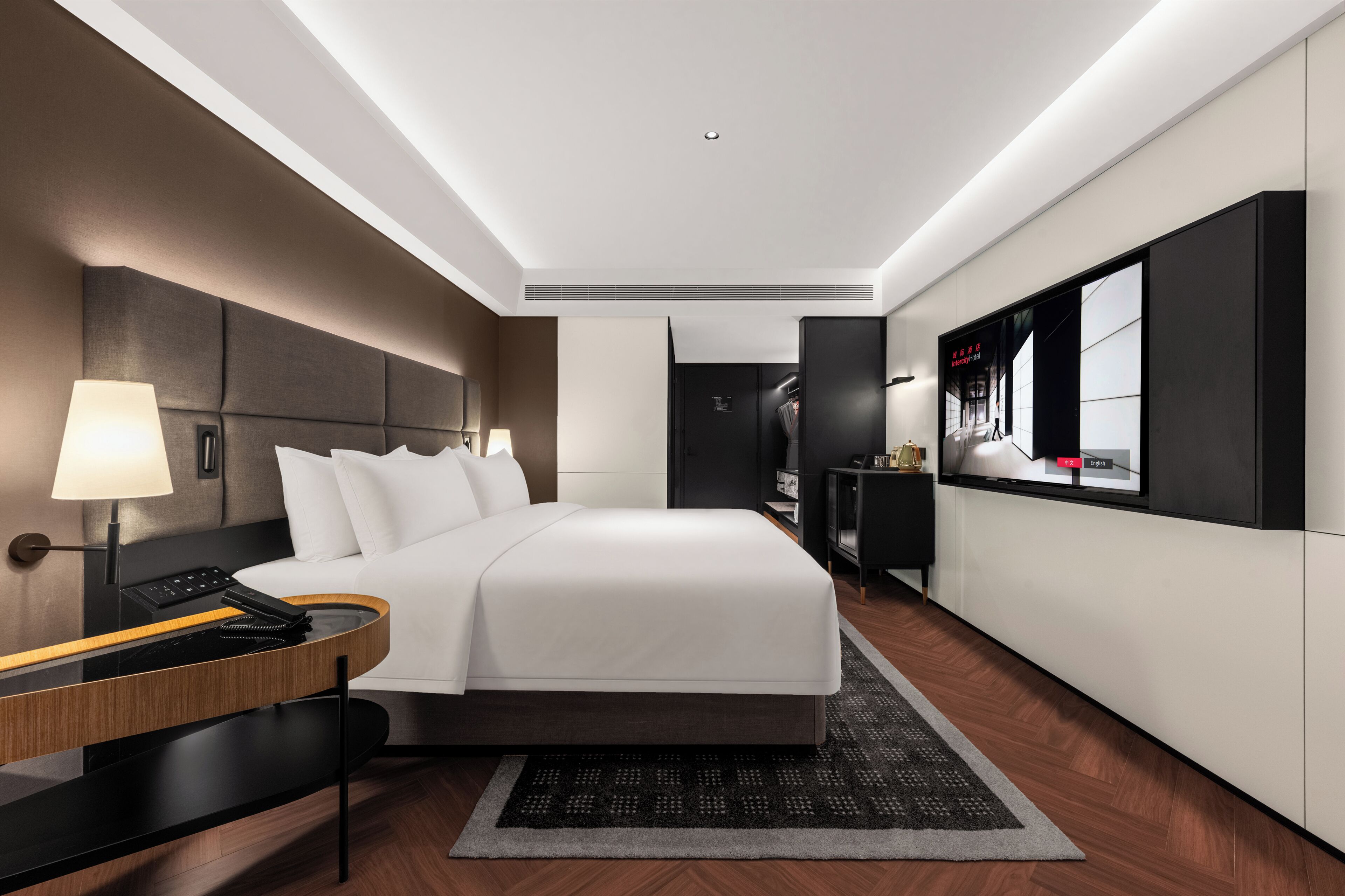Comfort Double Room | Desk, laptop workspace, soundproofing, iron/ironing board