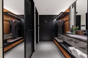 Bathroom - Intercity Hotel Futian Convention (Shen Zhen Shi)