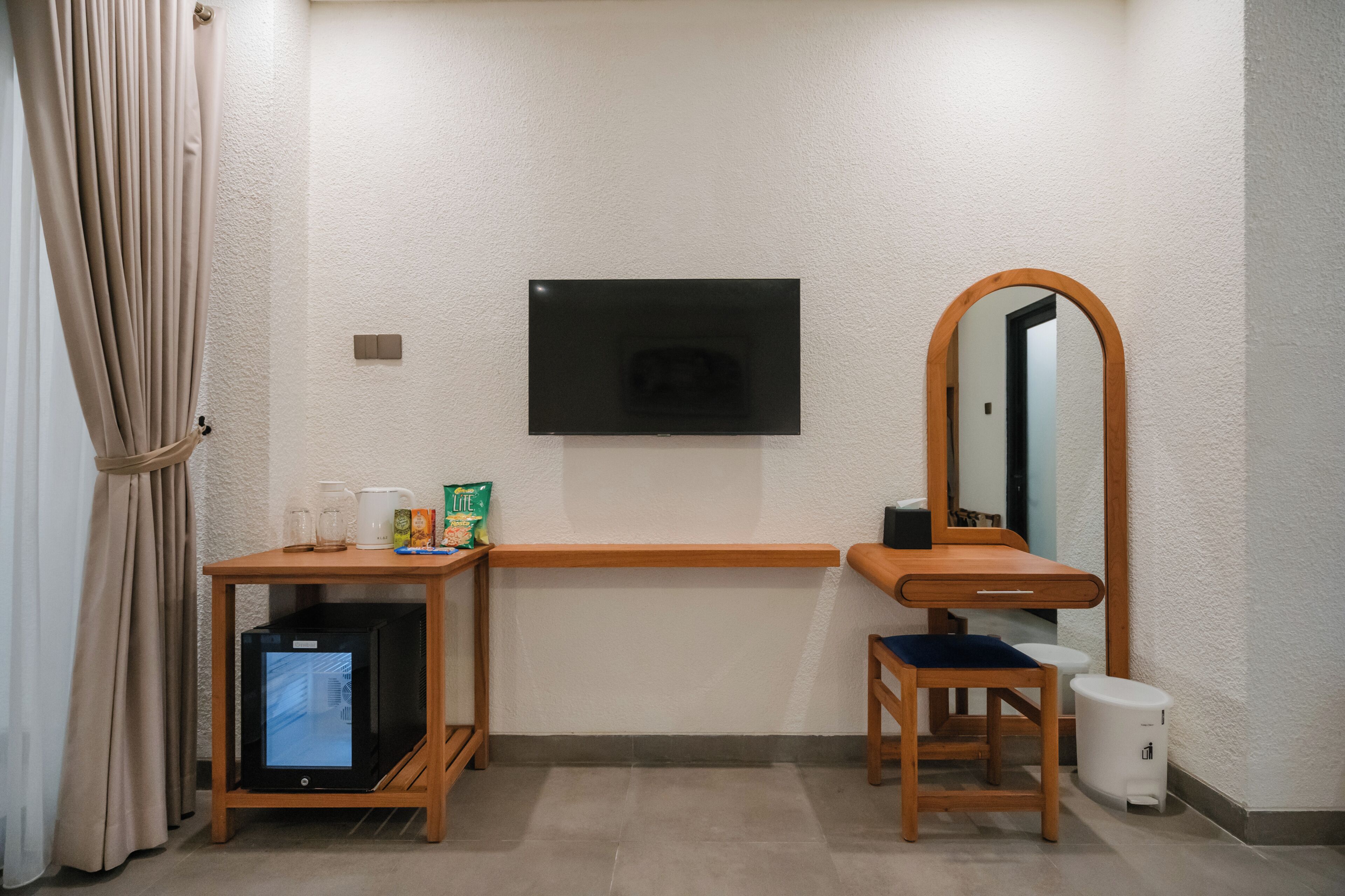 Luxury Studio Suite, Smoking | Interior
