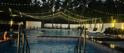 Piscine couverte
