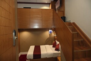 Habitación Deluxe doble, balcón, vistas a la ciudad | Wifi gratis