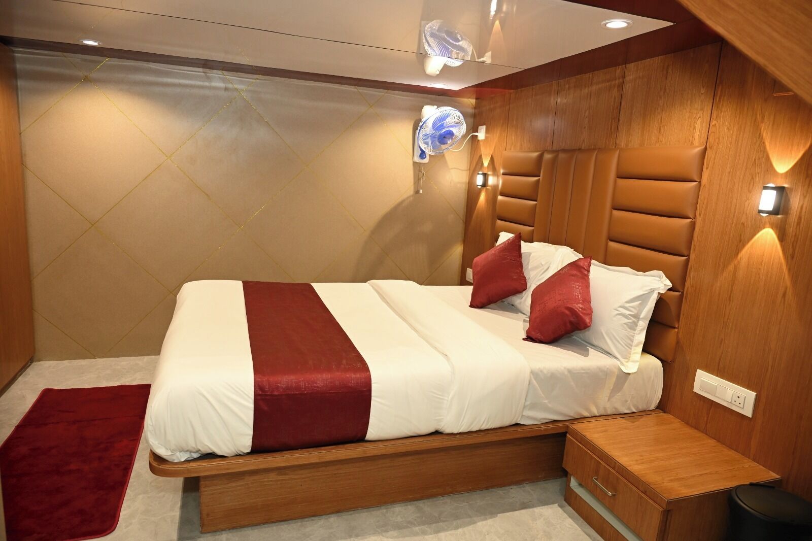 Habitación Deluxe doble, balcón, vistas a la ciudad | Wifi gratis