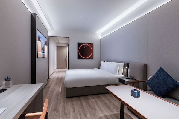 Chambre Double Affaires, 1 trÚs grand lit, service de ménage