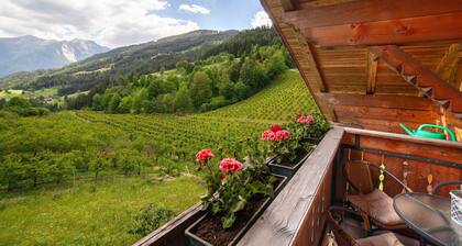 Apartment 'A' with Mountain View, Balcony and Wi-Fi