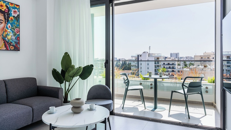 C-Side Deluxe Studios with Balconies in Finikoudes