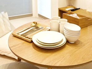 Dining - Vrbo Property (大阪市)