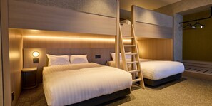 [B] Bunk beds (2 double beds, 2 single beds) / 49 sq. m. / Projector / Mini kitchen, Non Smoking - Rakuten STAY Sapporo Nakajima Park (Sapporo)