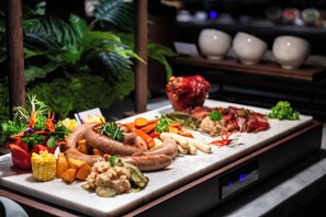 Desayuno buffet todos los días (con cargo)