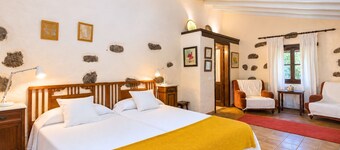 Guestready - Hotel Rural Las Calas