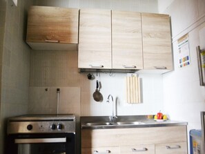 Private kitchen - Casa vacanze Ureshii a San Foca (San Foca)