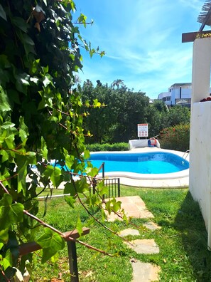 Pool - Holiday Home 'Casita' with Shared Pool, Wi-Fi and Air Conditioning (Las Lagunas de Mijas)