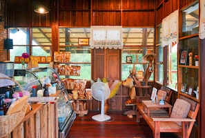 Dining - Baannok at Motakhian (Mueang Chonburi)