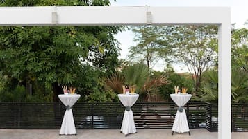 Villa with Private Pool | Terrace/patio