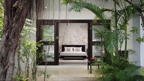 Villa Luxe, balcon, vue piscine