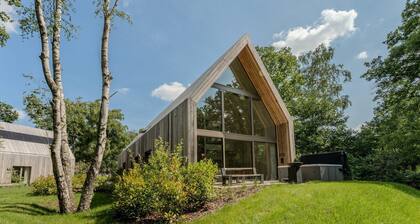 Woodz Lodges - Lodge with Jacuzzi | 6p