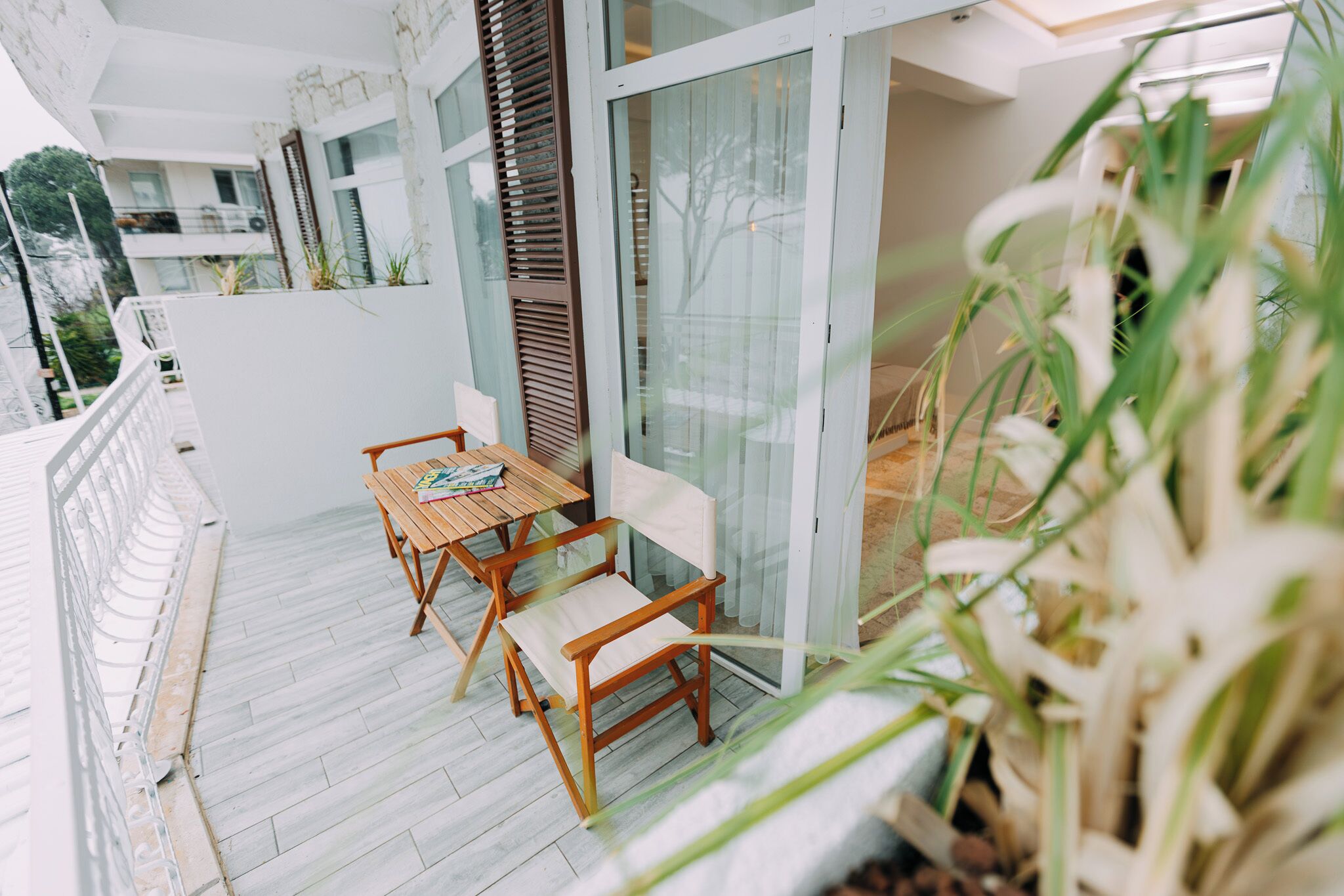Suite Deluxe, vista al mar | Restaurante al aire libre