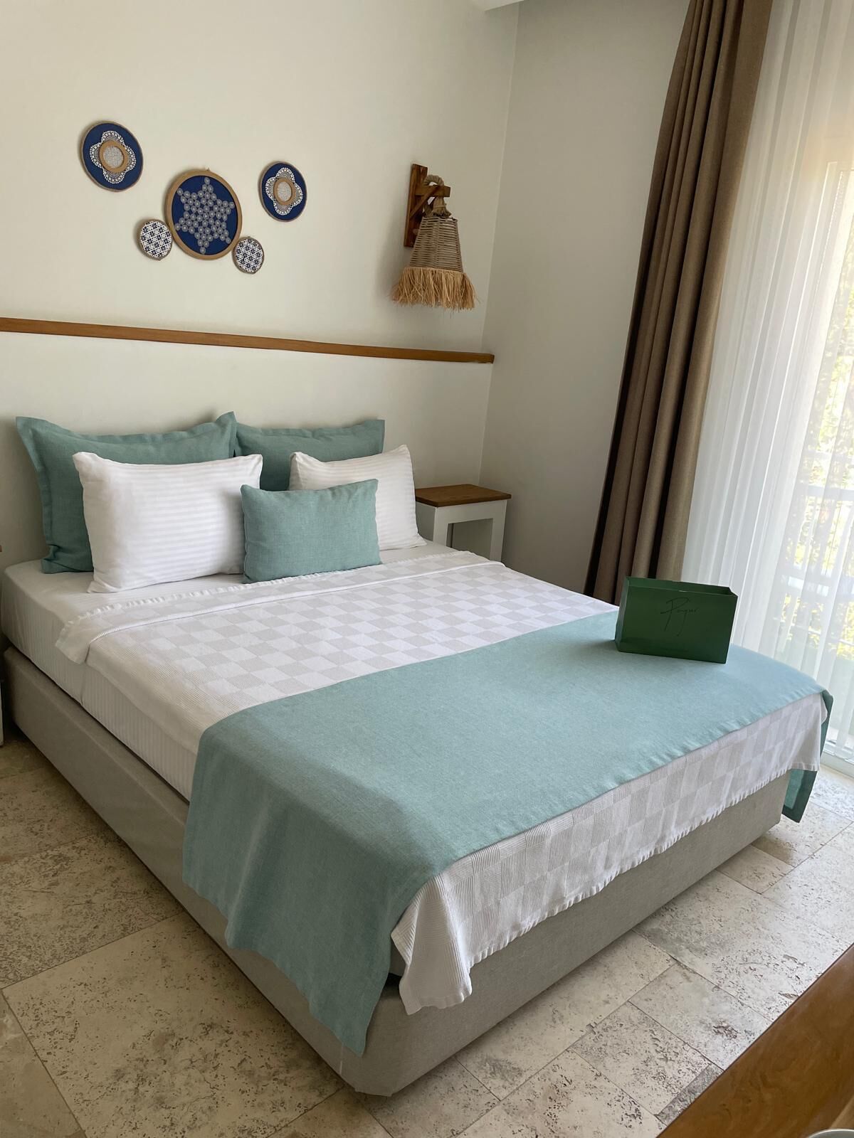 Economy Double Room | Bathroom | Shower, hair dryer, towels, soap