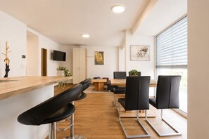 Dining - Helles City Apartment mit Terrasse (Wien)