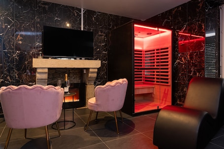 Intérieur. Maison de vacances « Le Cocon Secret - Sauna - Jacuzzi » avec jardin partagé et Wi-Fi
