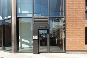 Exterior detail - Large Duplex with private Terrace Gluck Milan (Milano)