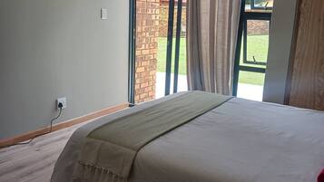 1 bedroom, Internet, wheelchair access