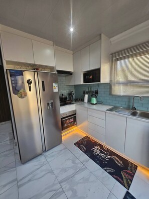 House, 1 Bedroom, Patio | Interior