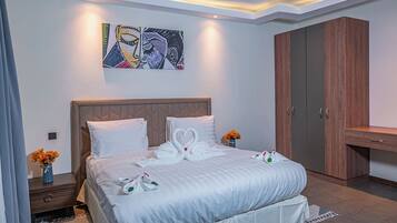 Apartment, 3 Schlafzimmer | Zimmersafe, kostenloses WLAN