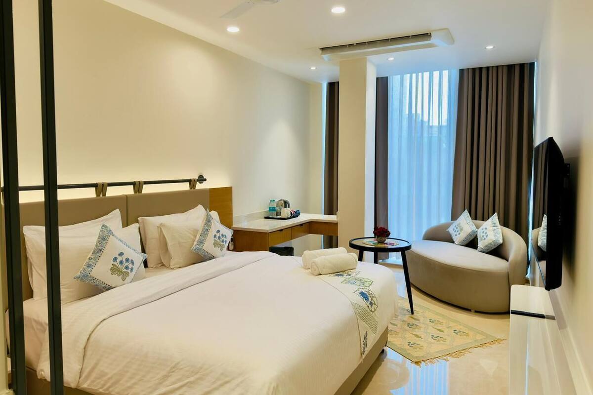 Premium Double Room, City View | In-room safe, soundproofing, free WiFi