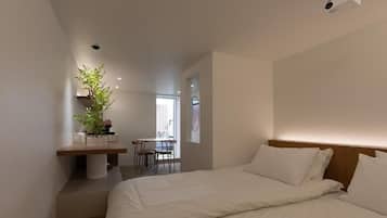 Suite Luxury, balcone, vista città | Tende oscuranti, insonorizzazione, Wi-Fi gratuito