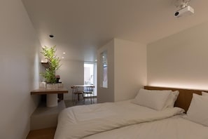 Luxury Suite, Balcony, City View