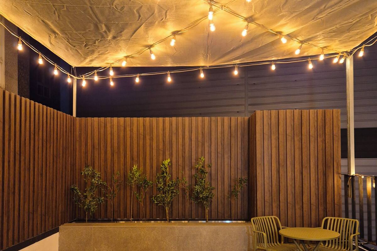 Luxury Suite, Balcony, City View | Blackout drapes, soundproofing, WiFi (free)