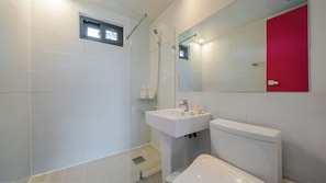 Chambre de base, 1 chambre (Spa 303 (Ocean View)) | 1 chambre, accès au Wi-Fi (inclus)