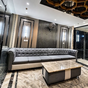 Interior - Hotel Aroma (Mathura)