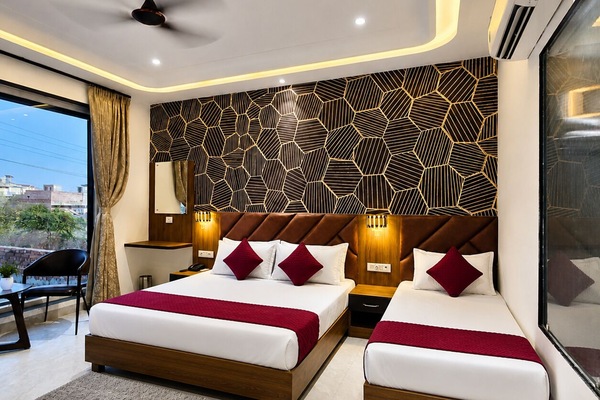 Superior Room, Balcony, City View | Desk, laptop workspace